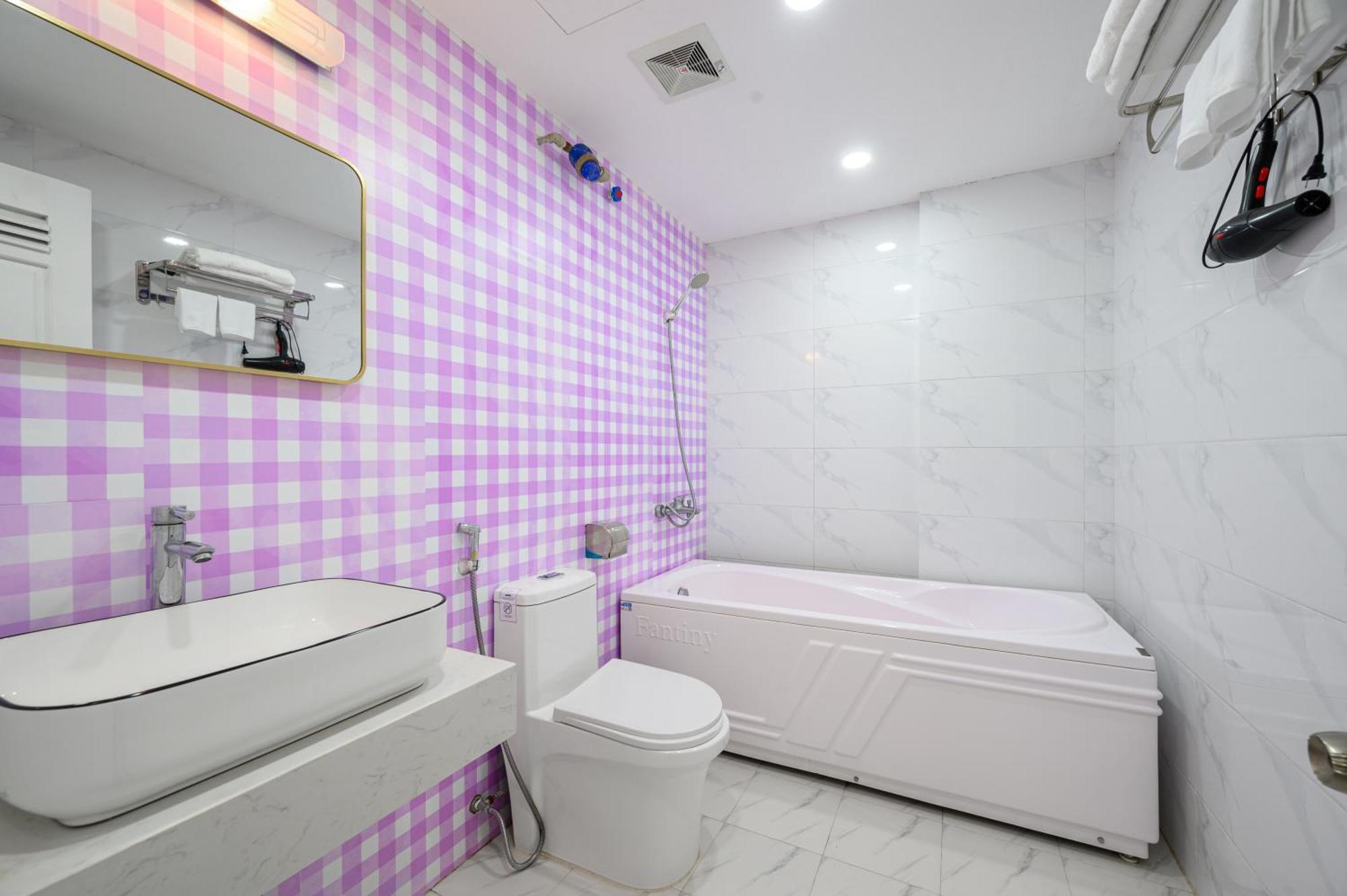 Luxe Paradise Residence 76 To Ngoc Van Hanoi Luaran gambar