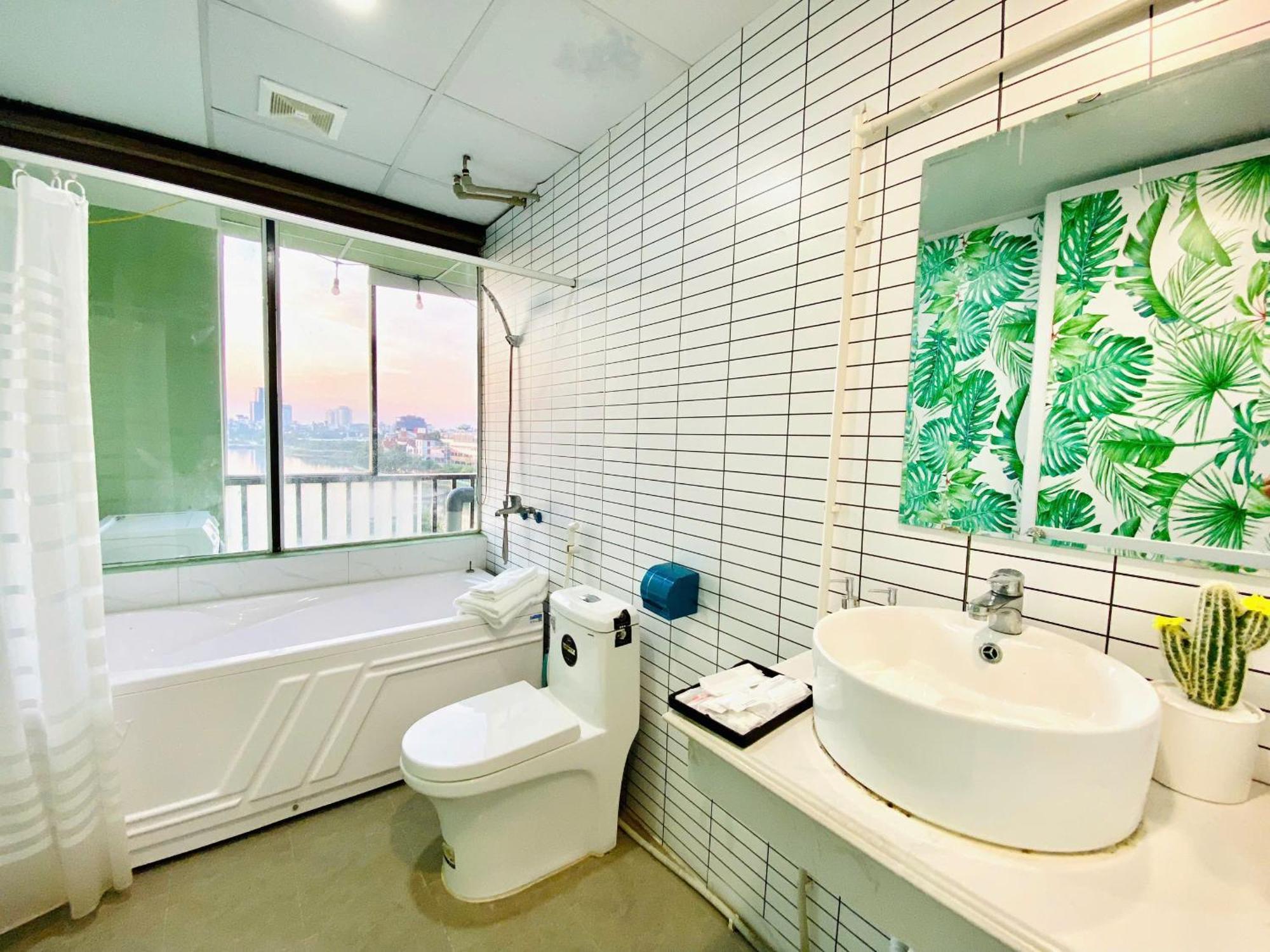 Luxe Paradise Residence 76 To Ngoc Van Hanoi Luaran gambar